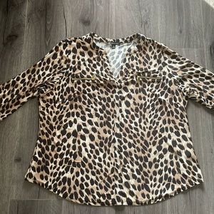 🩷Long sleeve animal stylish print size 3X Inc International Concepts Mob Wife